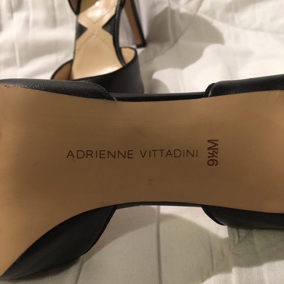 Adrienne Vittadini Black 3.5” Pointed Toe Heels - Picture 4 of 11